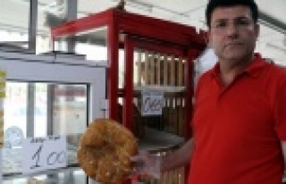 Marketçi Ragıp, Ramazan'da da iş başında!...