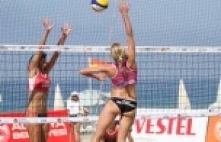 Voleybolun kalbi Alanya'da atıyor