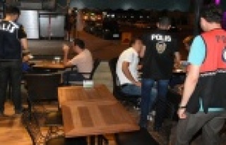 Yabancı uyruklu aranan şahıslara uygulama