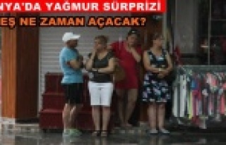 Alanya'da bayram yağmuru