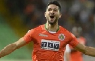 Alanyaspor'dan flaş Emre Akbaba açıklaması