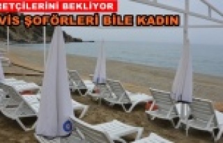 Aysultan Kadınlar Plajı’nda sezon açıldı