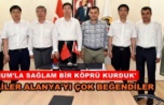 Başkan Yücel Çinlilerle sözleşme imzaladı