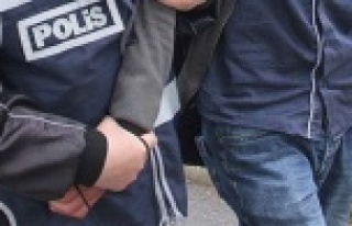 FETÖ operasyonu: 5 gözaltı