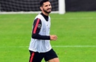 İtalyanlar Emre Akbaba'yı duyurdu