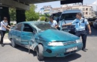 Trafik kazası: 1'i Kırgız turist 3 yaralı
