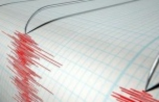Akdeniz'de korkutan deprem: 4.6