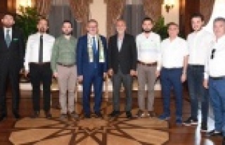 Alanyaspor Yönetim Kurulu'ndan Karaloğlu'na...