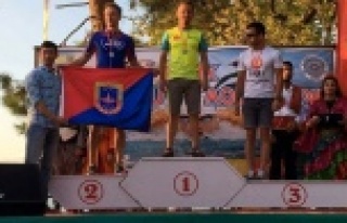 Belediyespor İznik’te tarih yazdı