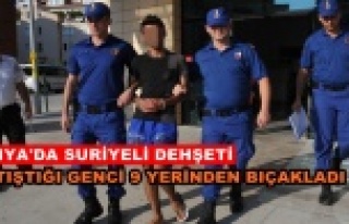 Suriyeliler Alanya'da bir genci 9 yerinden bıçakladılar!