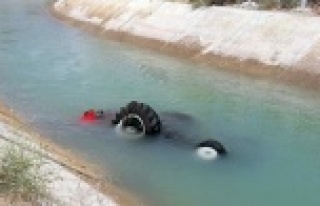 Traktör su kanalına devrildi: 1 ölü