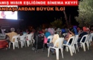 Alanya'da açık havada sinema keyfi