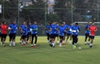 Alanyaspor'dan çift idman