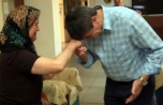 Başkan Türel huzurevi sakinlerini unutmadı