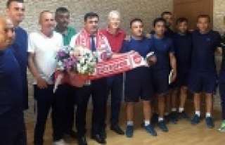 Belediyespor'dan huzurevi ziyareti