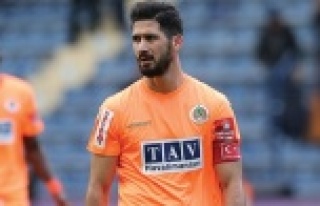 Fenerbahçe Emre'yi sordu