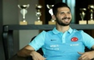 Galatasaray ve Emre Akbaba anlaştı