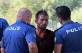 Manavgat Irmağı'na atlayan genç, polisi ve...