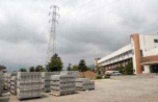 Yüksek gerilim direkleri kalkıyor