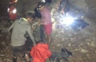 Kanyonda mahsur kalan 4 kişi drone ile bulundu