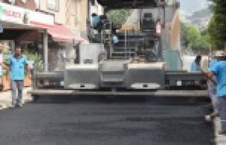 Yeni prestij caddesine sıcak asfalt