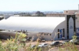 ALKÜ Kapalı Spor Salonu hizmete girdi