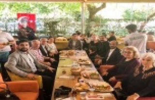 CHP'liler ADD'nin kahvaltısına katıldı