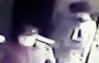 Hasta numarasıyla asansördeki hastanın parasını...