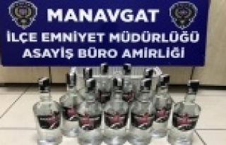 Sucuk ve alkollü içecek hırsızları yakalandı