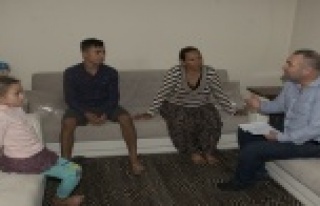 Büyükşehir’den açıkta kalan aileye yardım...