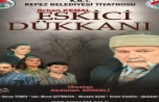 Eskici Dükkanı tiyatro severleri bekliyor