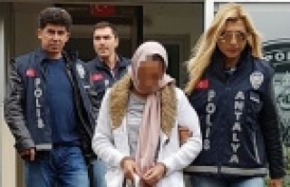 Evlerden 60 bin TL’lik altın çalan kadın yakalandı