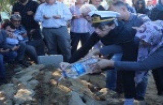 İzmir’de intihar eden teğmen Manavgat’ta defnedildi