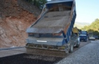 Antalya Büyükşehir Belediyesi’nden asfaltlama...