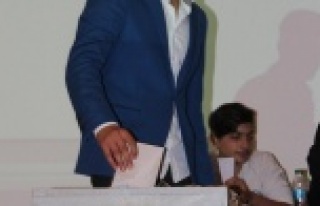 Rekor oyla Alanya Öğrenci Meclis Başkanı Yılmaz...