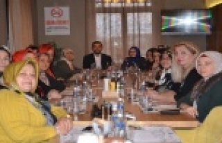 Toklu, AK Kadınları ağırladı