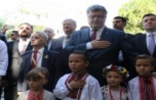 Ukrayna Cumhurbaşkanı Poroşenko’ya geleneksel...