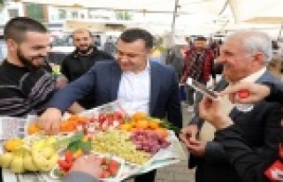 Yücel, pazara çıktı