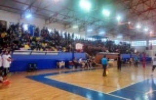 Alanya Belediyespor’un gücü lidere yetmedi