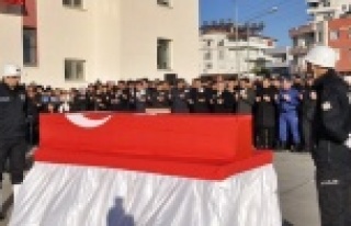 Balık tutarken hayatını kaybeden polis son yolculuğuna...