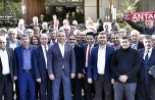 Başkan Uysal Türkmen dernekleriyle buluştu