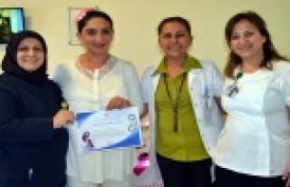 Gebe okulu öğrencisine erken doğum sürprizi