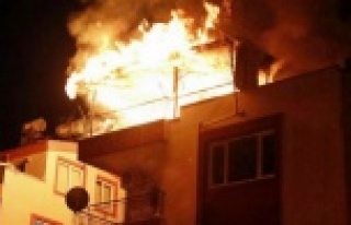 Marangozluk yapan bir kişi yanarak can verdi