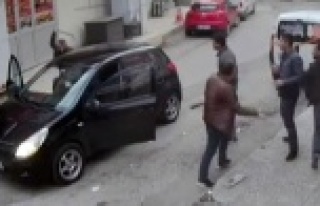 Silahlı ve sopalı kavgada 2 kişi yaralandı