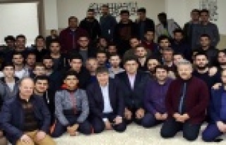 Türel’den üniversitelilere müjde