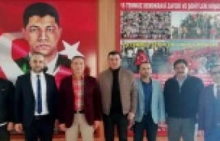 Türkdoğan ve ekibi kermesteydi