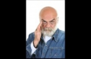 Ünlü oyuncudan Alanyalı gençlere tiyatro dersi