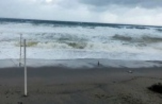 Alanya’da dev dalga paniği!