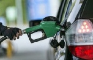 Araç sahiplerine müjde! Benzine indirim geliyor