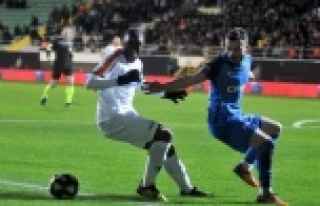 Diagne’dan Alanyasporlu futbolcuya çirkin saldırı